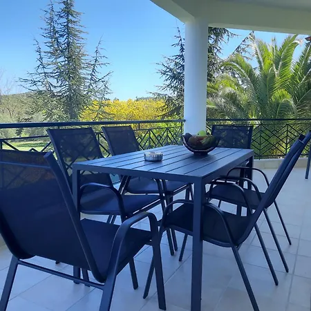 Bright New Garden * Χανιώτη