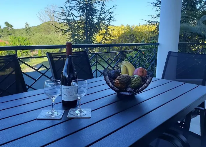 Bright New Garden Сasa de vacaciones