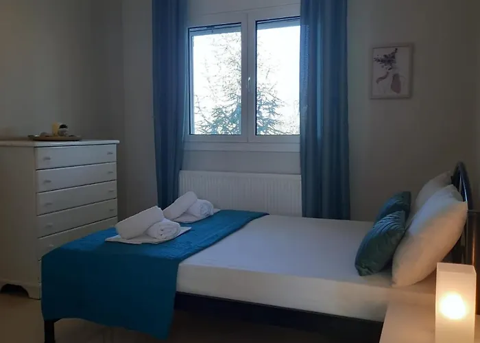 Bright New Garden Сasa de vacaciones *