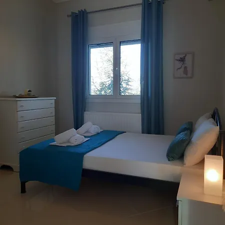 Bright New Garden Holiday home *