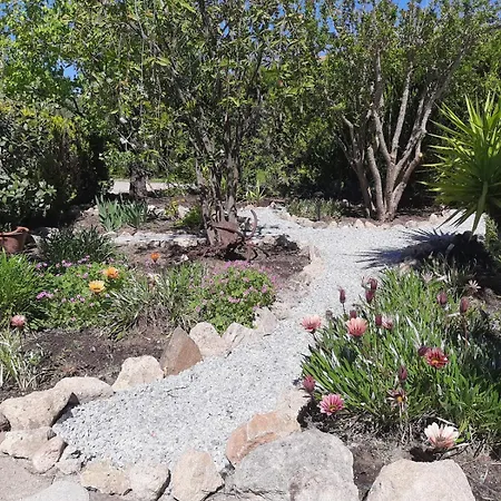 Bright New Garden Holiday home *