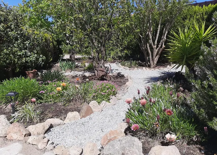Bright New Garden Semesterbostad *